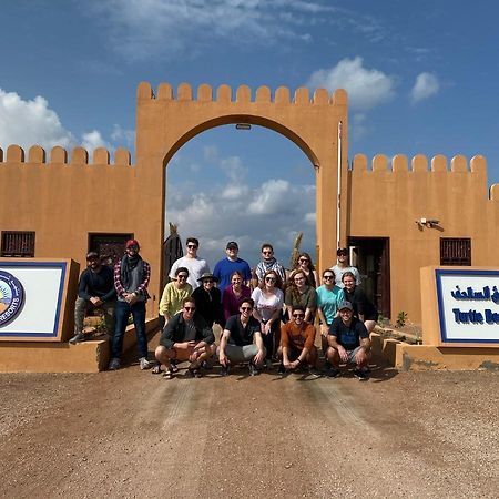 Turtle Beach Resort Ras al Hadd Екстериор снимка