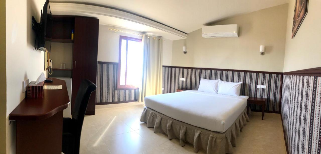 Turtle Beach Resort Ras al Hadd Екстериор снимка