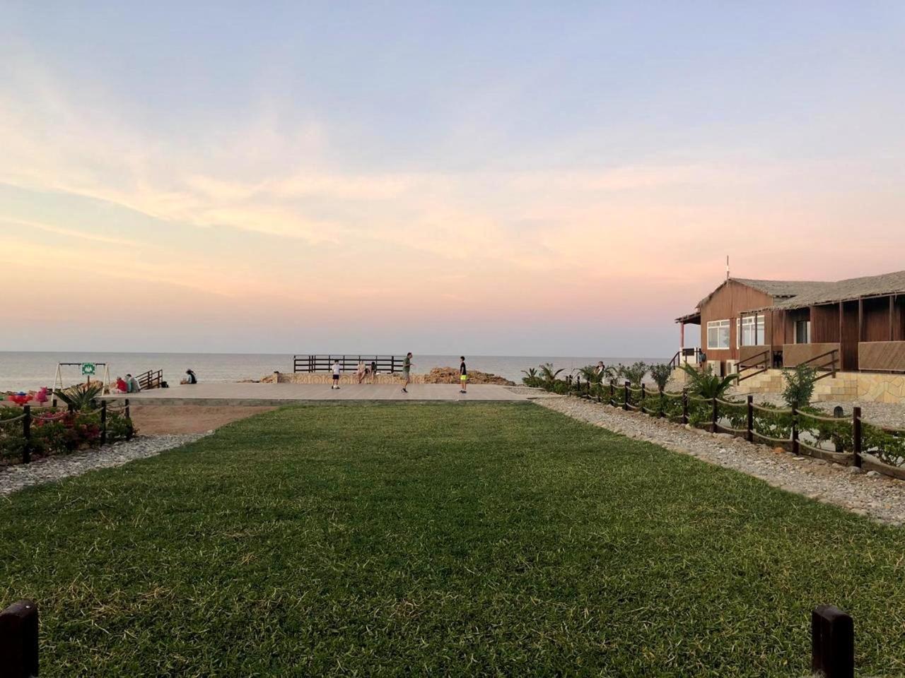 Turtle Beach Resort Ras al Hadd Екстериор снимка