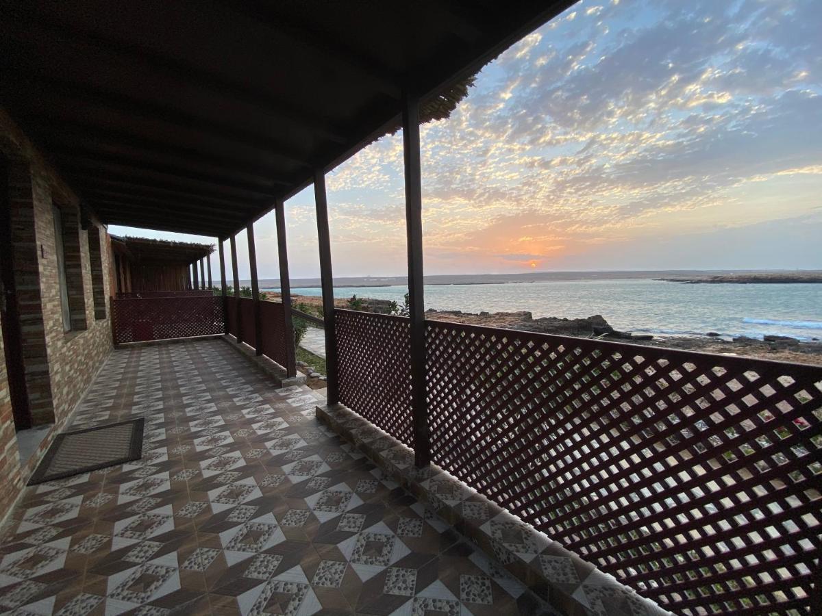 Turtle Beach Resort Ras al Hadd Екстериор снимка